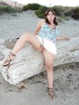 horny wife beach pictures