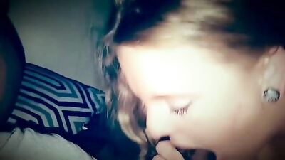 Beautiful babe sucking bbc