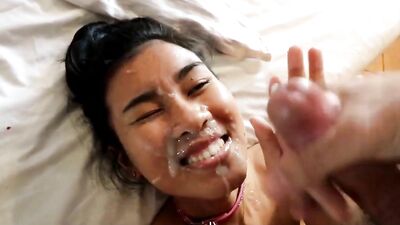 Thai slave wants it hard