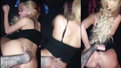 Tattooed dude bangs horny blonde girlfriend 