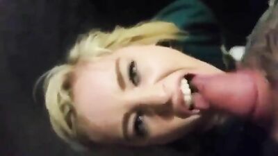 Amateur blonde milf enjoying hot fuck 