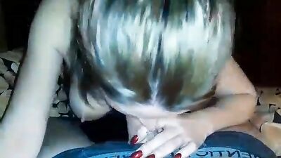 Hot titty wife sucking fat cock