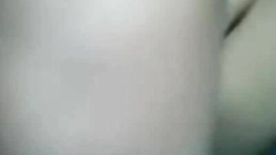 Amateur cute Asian babe showing her stuff