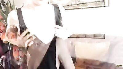 Super sexy blonde babe takes cock from behind