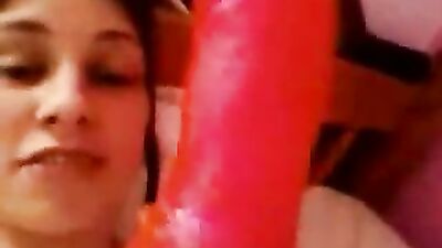 Cute brunette amateur teen toying her hairy pussy