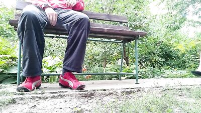 BBW lady masturbates in the park