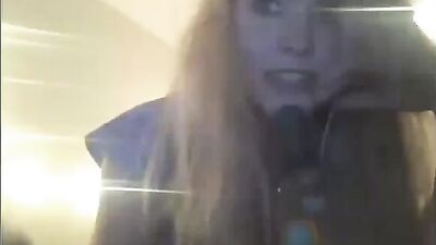 Amateur teen squirts on the cam