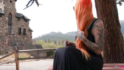 Quinn Carter fucks her pussy with her feet in the woods