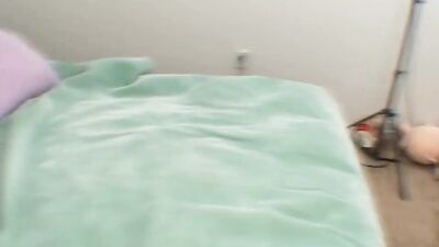 Ebony Gets Fucked in a Bedroom Hookup