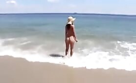 Pretty booty Wife naked at the beach 